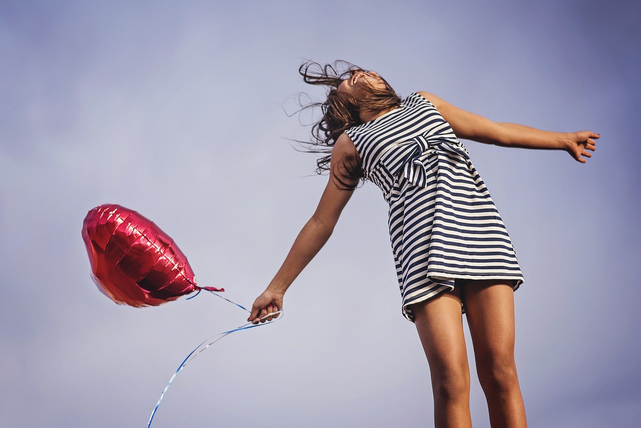 Being Cautious with Online Relationships